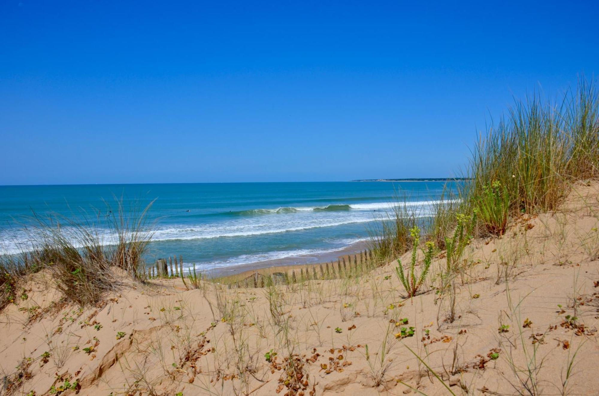 Camping Le Clos Des Pins Longeville-sur-Mer Kültér fotó